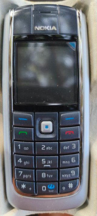 Teléfono Móvil Nokia 6020