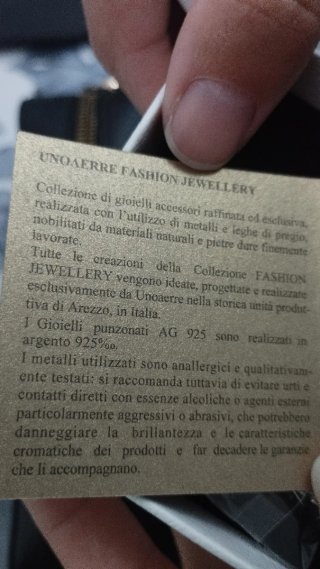 UNOARRE Anelli e Orecchini Verdi diversi tipi