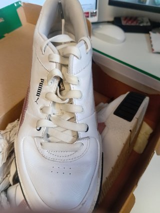Zapatillas Puma Blancas y Rosas
