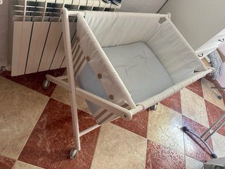 Minicuna con ruedas