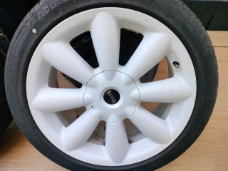 4 Llantas 18' MINI