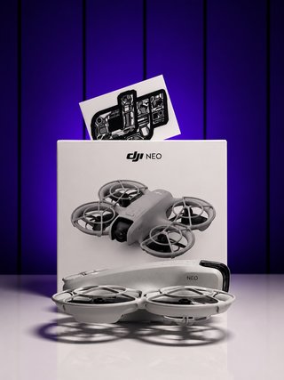 DJI NEO – Con caja