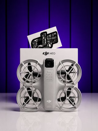 DJI NEO – Con caja