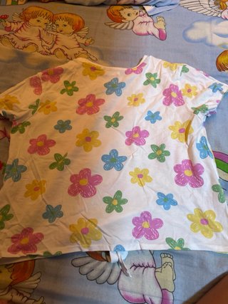 Camiseta corta estampada flores
