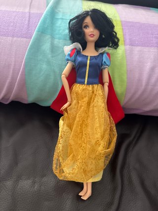 Muñeca Blancanieves Disney