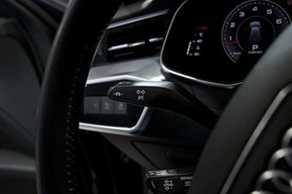 Audi A6   Avant Sport 55 TFSI 250kW quatul. S tr.