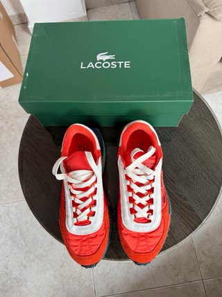Zapatillas Lacoste Naranjas y Blancas