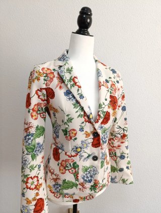 Chaqueta floral Zara