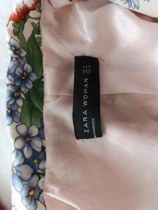 Chaqueta floral Zara