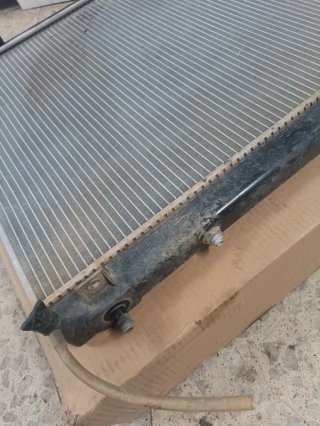 Radiador Mitsubishi Montero