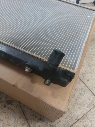 Radiador Mitsubishi Montero