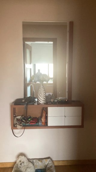 Mueble recibidor con espejo