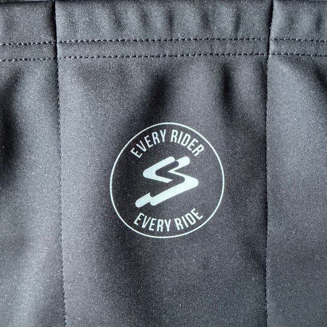 Chaqueta Ciclismo Spiuk Azul y Negra
