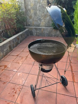 Barbacoa Weber Compacta 57cm Negra