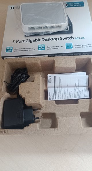 Switch D-Link 5 Puertos Gigabit DGS-105