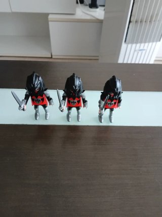 Playmobil 3 guerreros con espada 2.50€ unidad