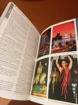 Lonely Planet Madrid (English/Inglés)