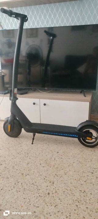 Patinete eléctrico en buen estado