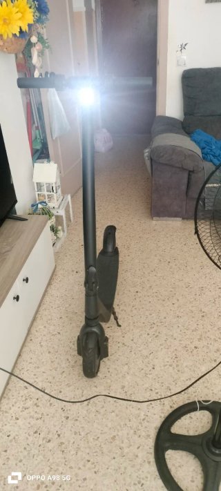 Patinete eléctrico en buen estado