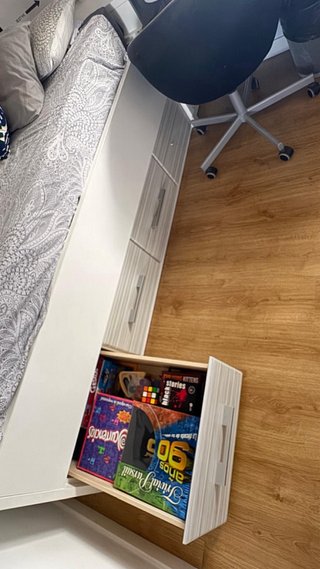 Habitación nido con escritorio