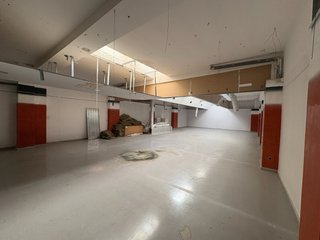 PARTICULAR VENDO LOCAL Ctra CASTELLAR 494 TERRASSA