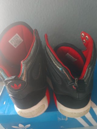 Adidas Roundhouse Mid 2.0 Zapatillas