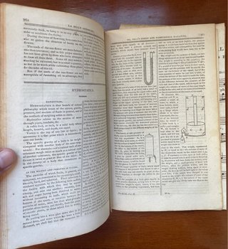 Revista de moda y tendencias con grabados año 1807