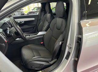 Volvo V90 2023