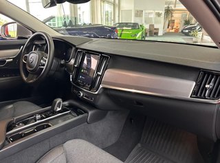 Volvo V90 2023