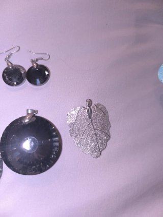 Conjunto de Dijes y Pendientes