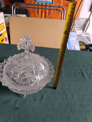 Bombonera cristal tallado grande