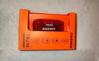 RAVEMEN TR250 Luz Trasera USB Recargable
