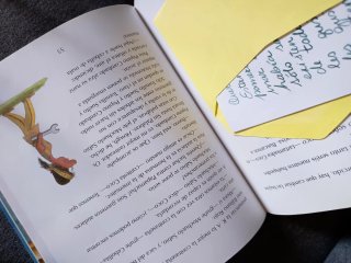2 Libros con cartas dentro