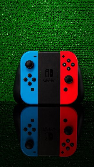 COMO NUEVA!!! Nintendo Switch V2 + Funda