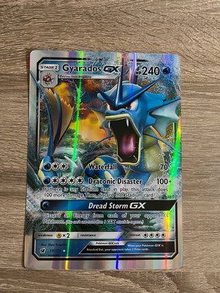 Lote Cartas Pokémon Rayquaza VMAX y Gyarados GX