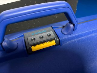 Conjunto Samsonite: Maleta y Neceser Azul