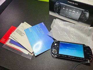 Sony PSP Slim & Lite Piano Black Completa