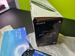 Sony PSP Slim & Lite Piano Black Completa