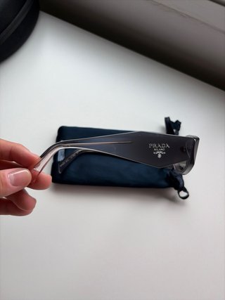 Gafas de sol Prada grises
