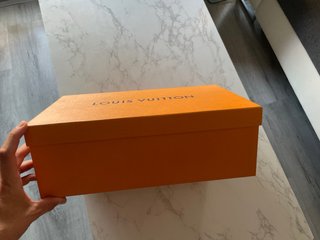 Caja zapatos mediana Louis Vuitton