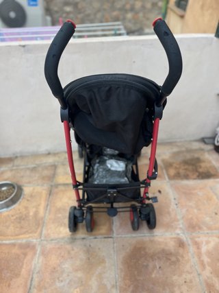 Silla de paseo Chicco paraguas negra/roja