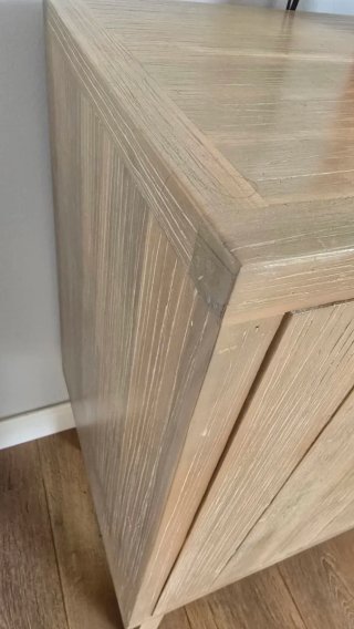 Aparador madera mango casi nuevo
