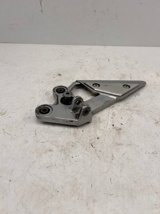 Soporte estribera Yamaha FZ6