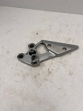 Soporte estribera Yamaha FZ6