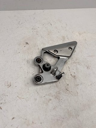 Soporte estribera Yamaha FZ6
