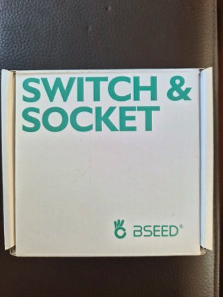 Enchufe pared con USB y Tipo-C Marca Bseed