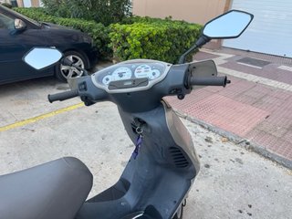 Piaggio Skipper 125 2T Plata