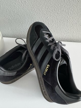 Adidas Gazelle Talla 40 Negro