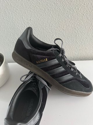 Adidas Gazelle Talla 40 Negro
