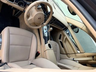 Porsche Panamera 2012
